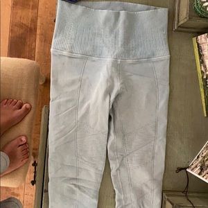 Avocado leggings size S/M